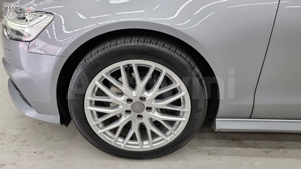 Audi New A6 35 TDI Premium — снимка 18