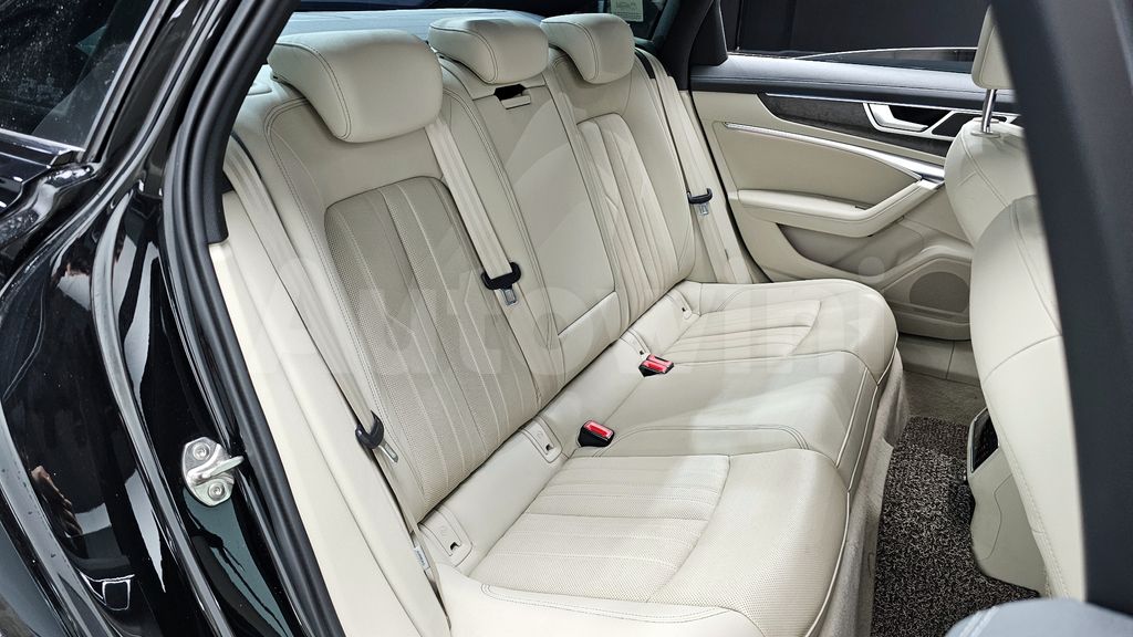 Audi A6(C8) 45 TDI Quattro Premium — снимка 12