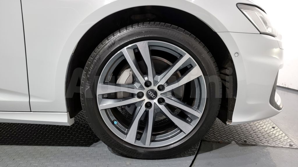 Audi A6(C8) 45 TFSI Premium — снимка 5