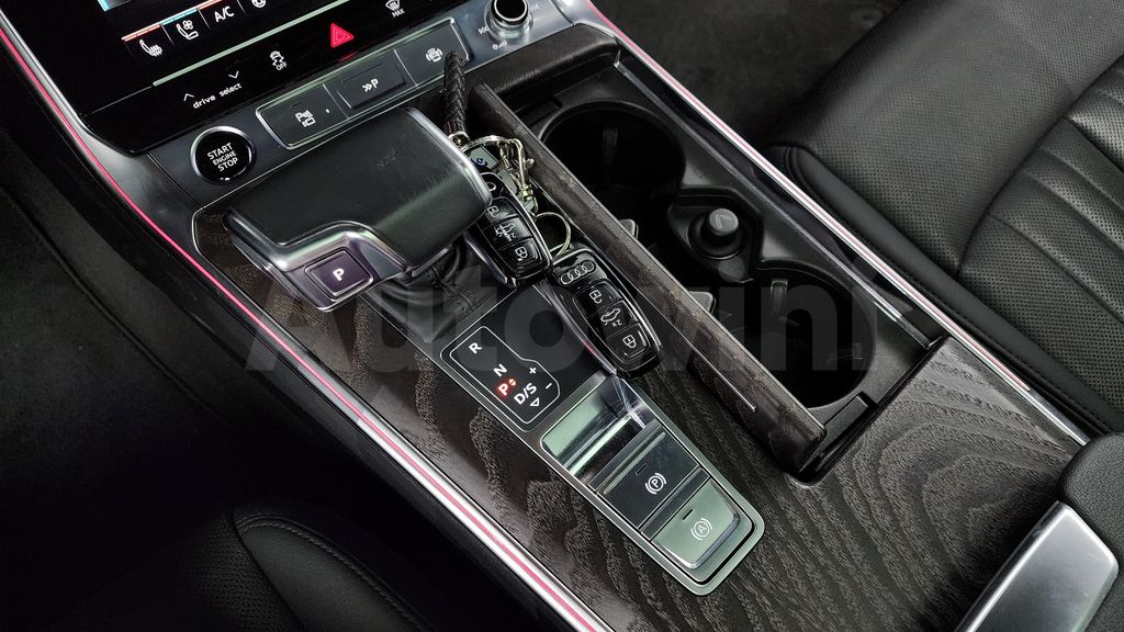 Audi A6(C8) 40 TDI Premium — снимка 9