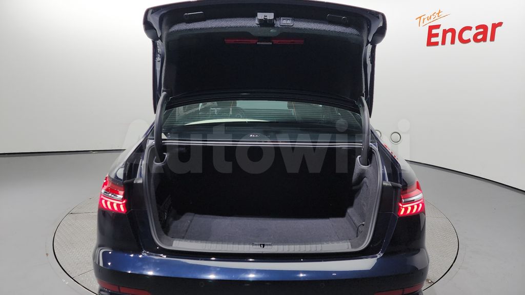 Audi A6(C8) 40 TDI Premium — снимка 20