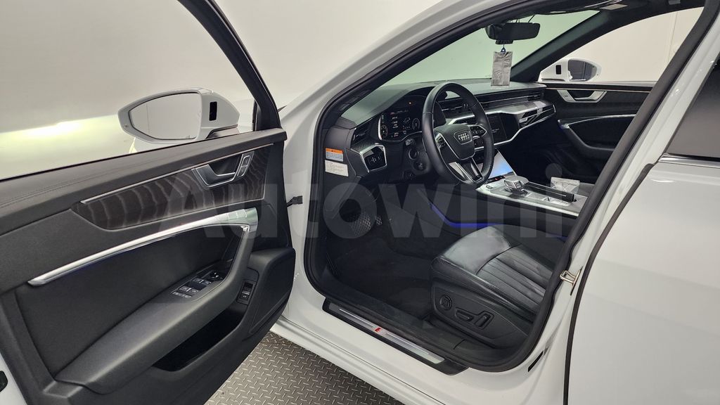 Audi A6(C8) 40 TDI Premium — снимка 10