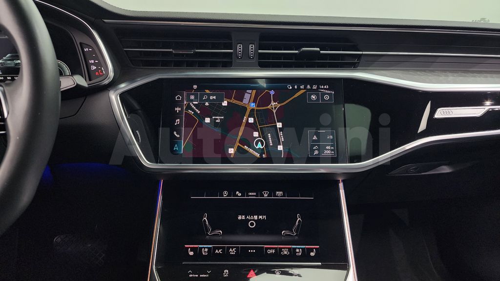 Audi A6(C8) 40 TDI Premium — снимка 15
