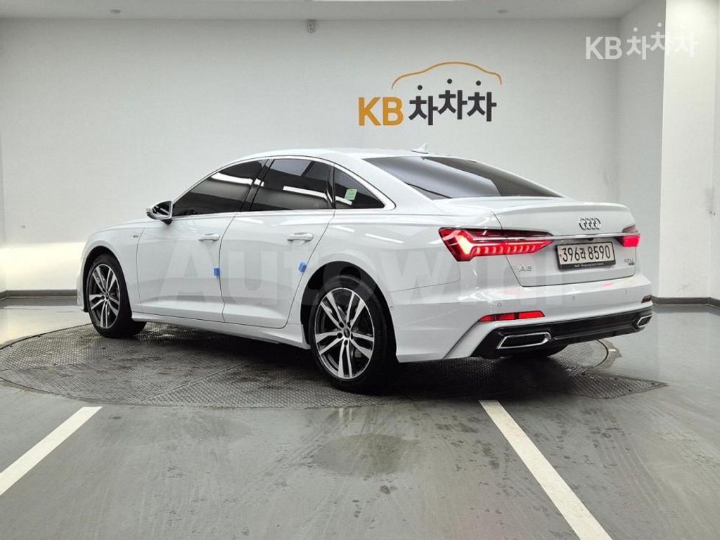 Audi A6(C8) 40 TDI Quattro Premium — снимка 3