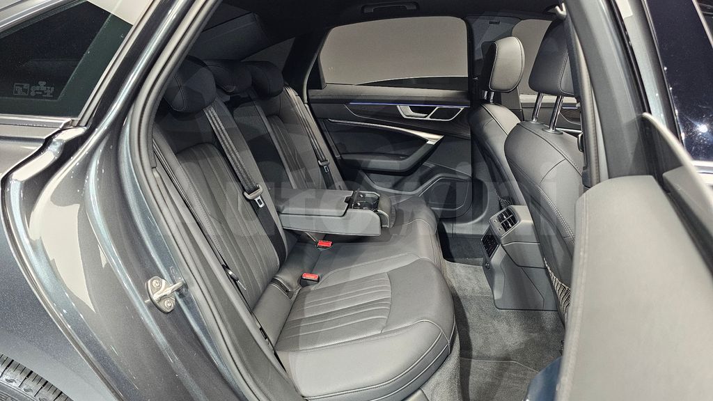 Audi A6(C8) 45 TFSI Premium — снимка 12
