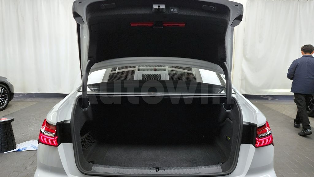 Audi A6(C8) 45 TFSI Quattro Premium — снимка 20