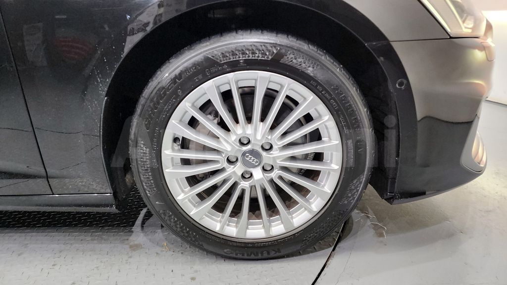 Audi A6(C8) 45 TFSI Quattro Premium — снимка 5