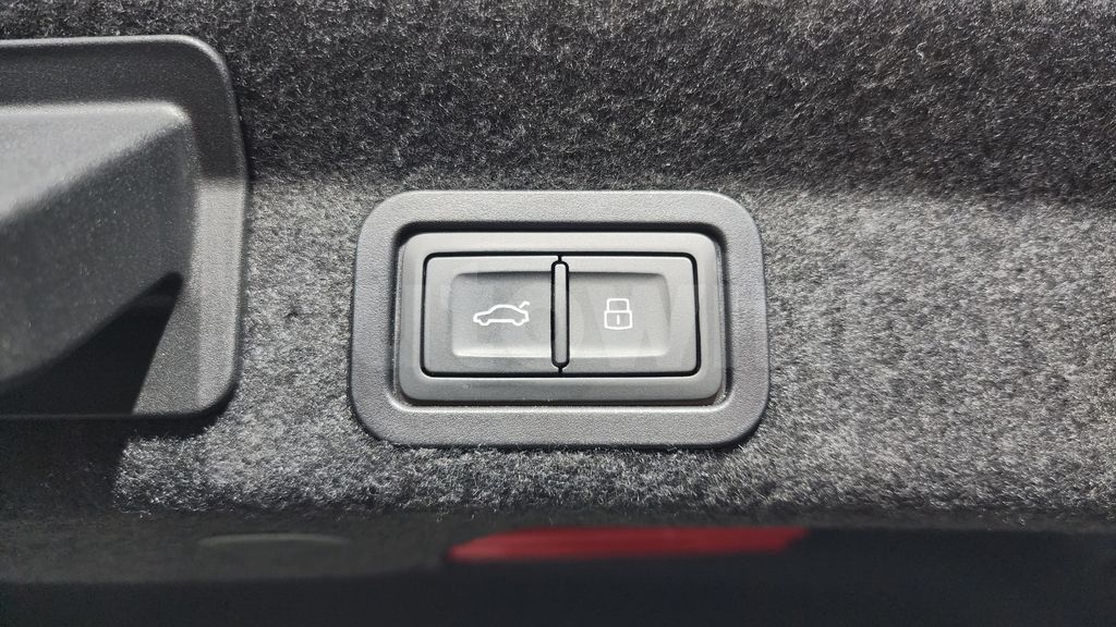 Audi A6(C8) 40 TDI Premium — снимка 20