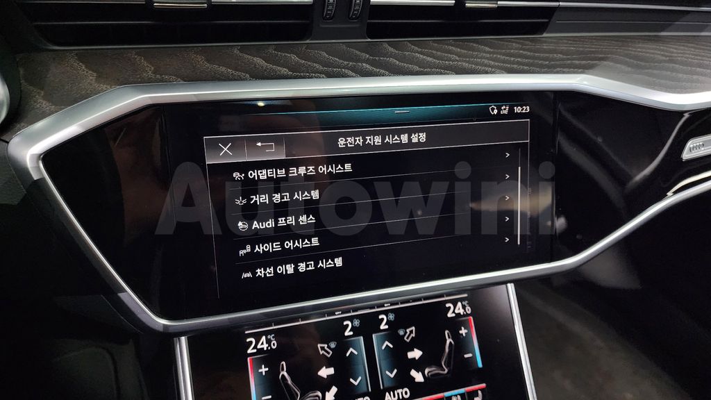 Audi A6(C8) 40 TDI Premium — снимка 16