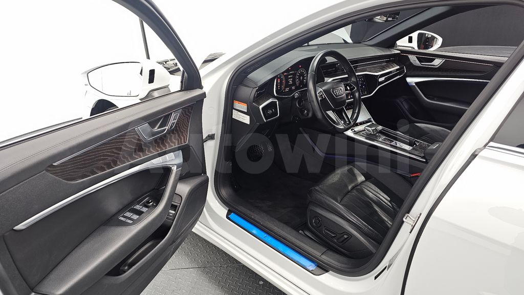 Audi A6(C8) 40 TDI Quattro Premium — снимка 11