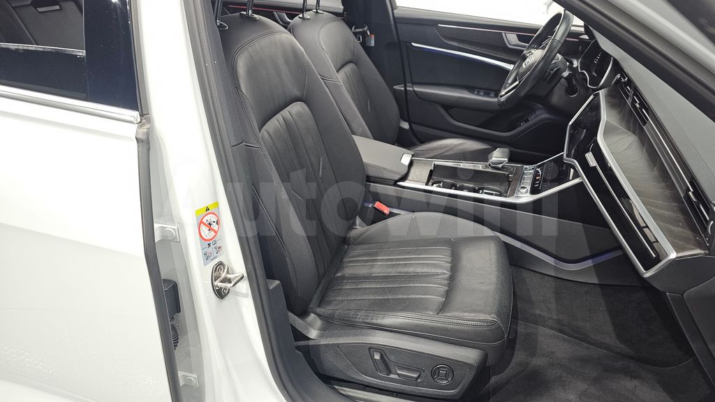 Audi A6(C8) 40 TDI Quattro Premium — снимка 10