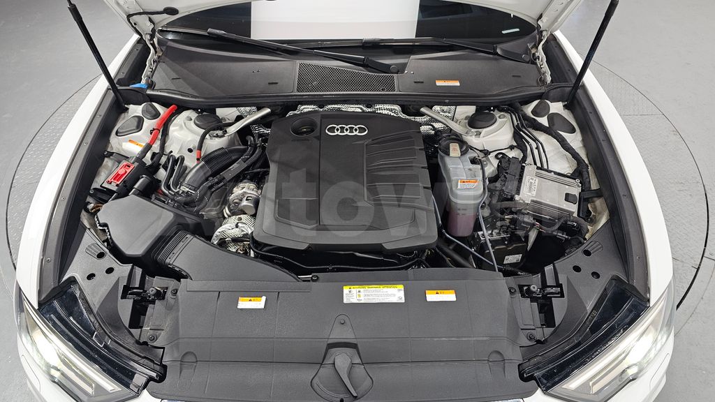 Audi A6(C8) 40 TDI Quattro Premium — снимка 6