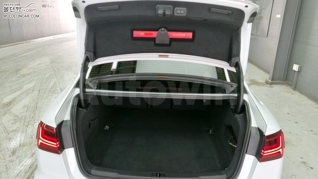 Audi New A6 35 TDI Premium — снимка 16