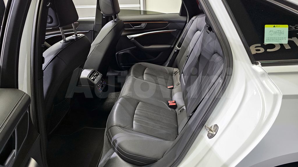 Audi A6(C8) 45 TDI Quattro Premium — снимка 11