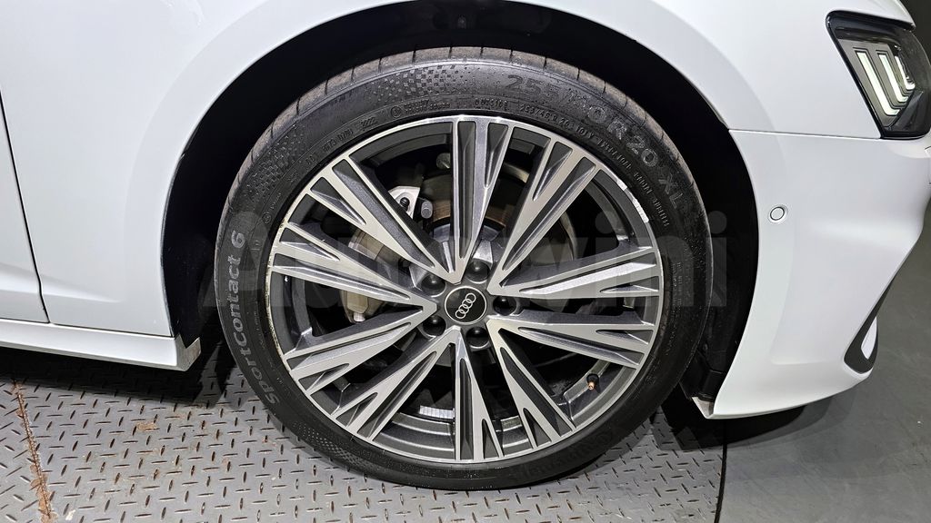 Audi A6(C8) 45 TDI Quattro Premium — снимка 5