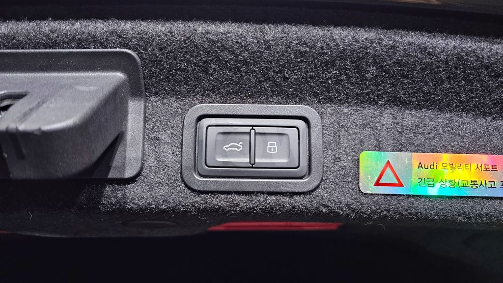 Audi A6(C8) 40 TDI Quattro Premium — снимка 19