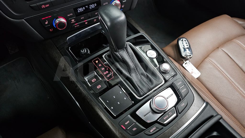 Audi New A6 35 TDI Quattro Premium C7 — снимка 9