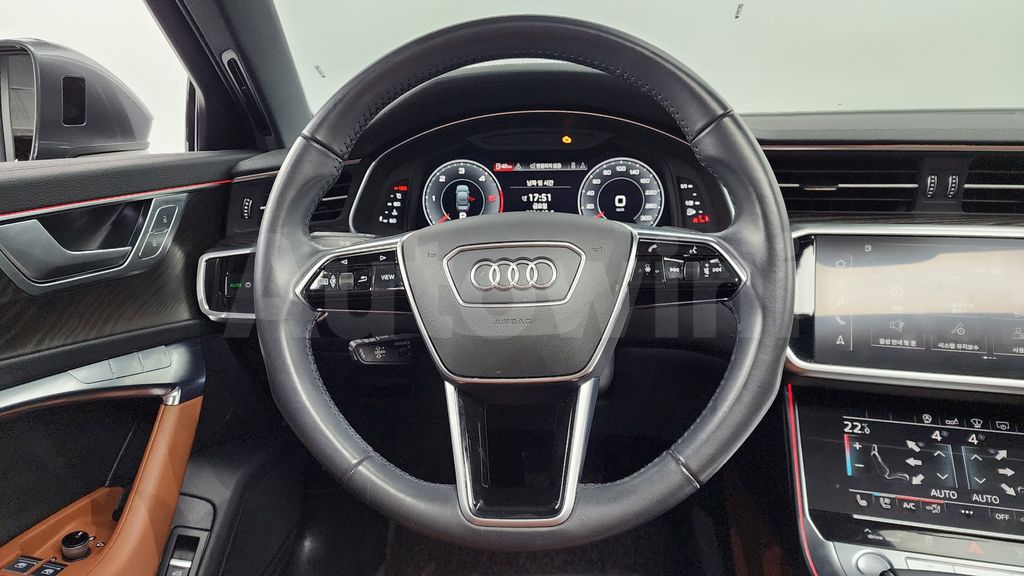 Audi A6(C8) 40 TDI Premium — снимка 13