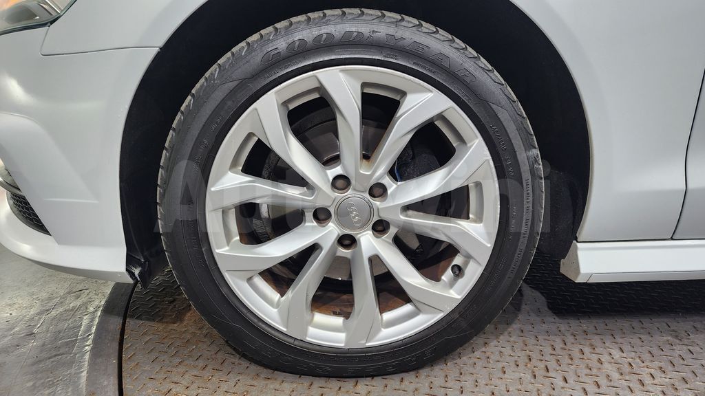 Audi New A6 35 TDI C7 — снимка 5