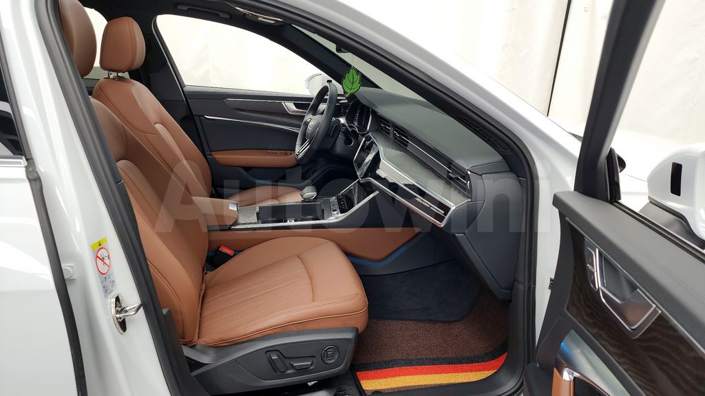 Audi A6(C8) 40 TDI Premium — снимка 11