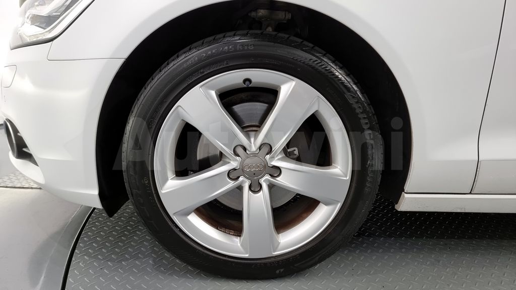 Audi New A6 2.0 TDI Dynamic C7 — снимка 5