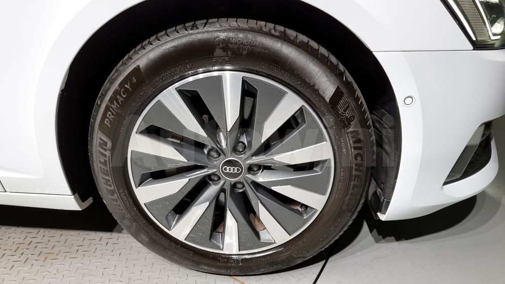 Audi A6(C8) 45 TFSI — снимка 5