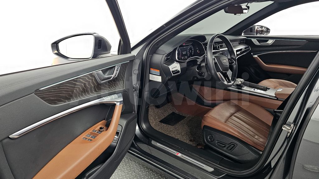 Audi A6(C8) 40 TDI Premium — снимка 10