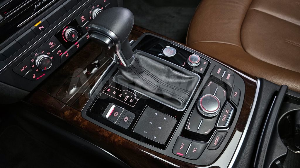 Audi New A6 2.0 TFSI Quattro Dynamic C7 — снимка 15