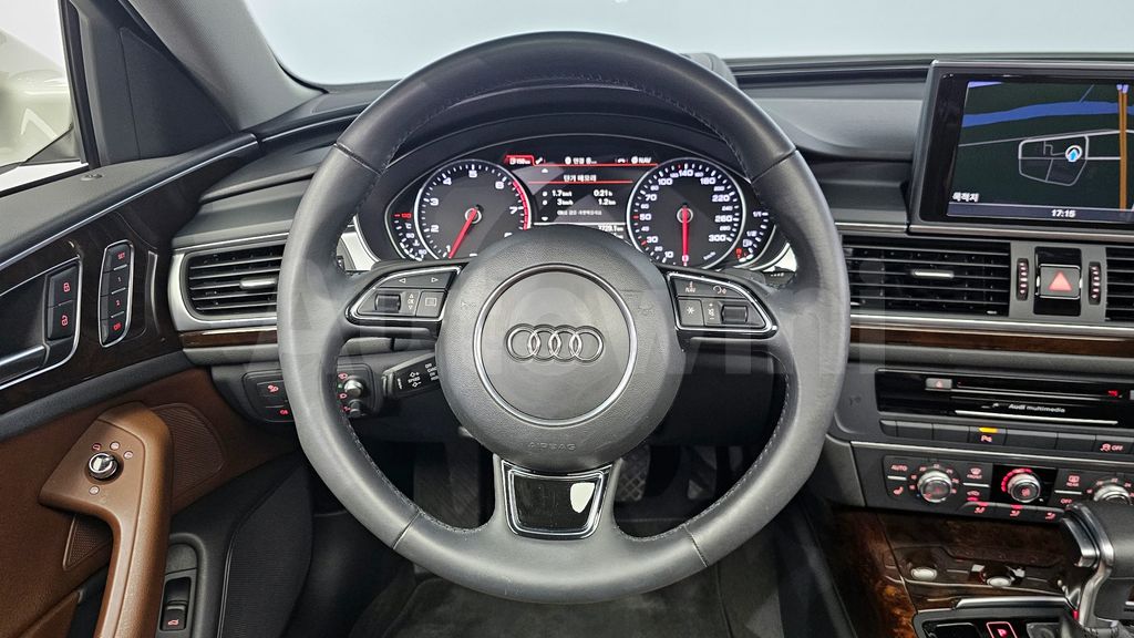 Audi New A6 2.0 TFSI Quattro Dynamic C7 — снимка 19