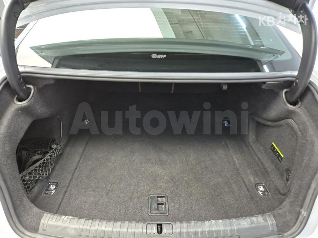 Audi A6(C8) 40 TDI Premium — снимка 15