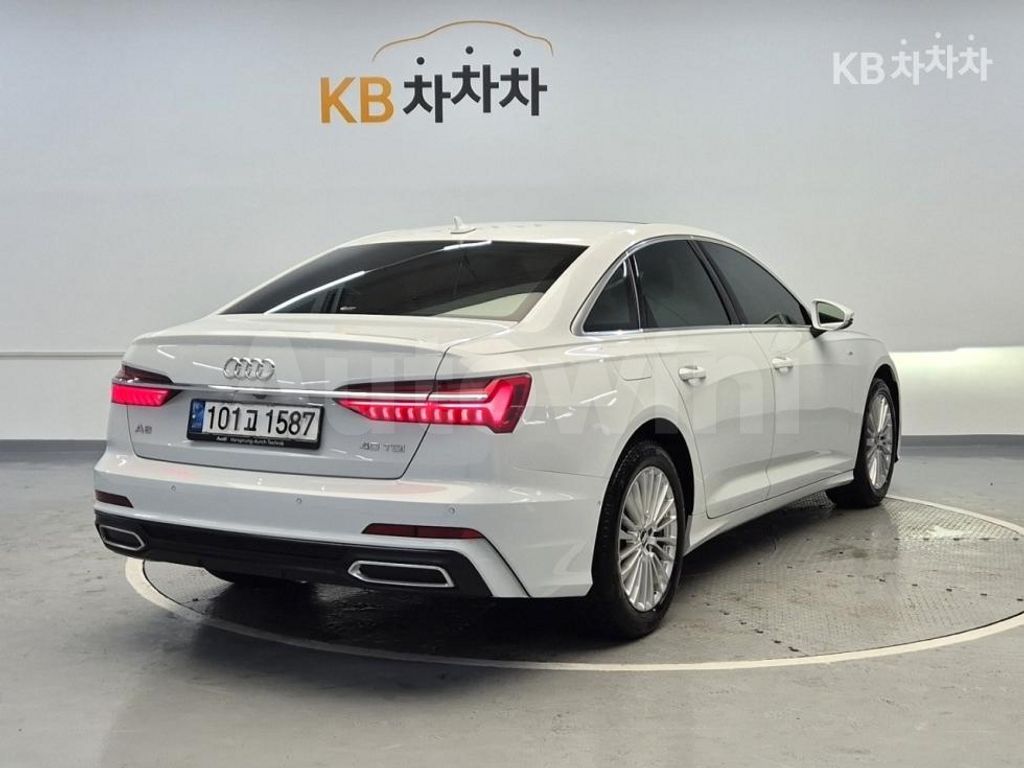 Audi A6(C8) 40 TDI Premium — снимка 3