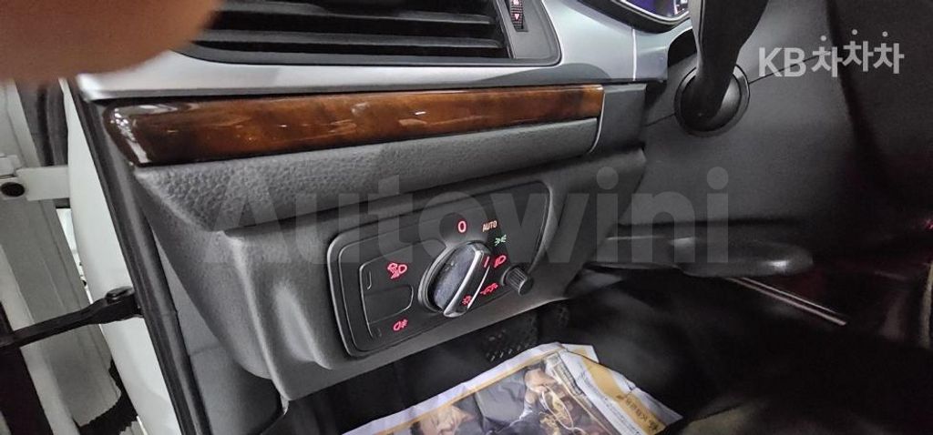 Audi A6 3.0 TFSI Quattro C7 (11Y~Present) — снимка 13