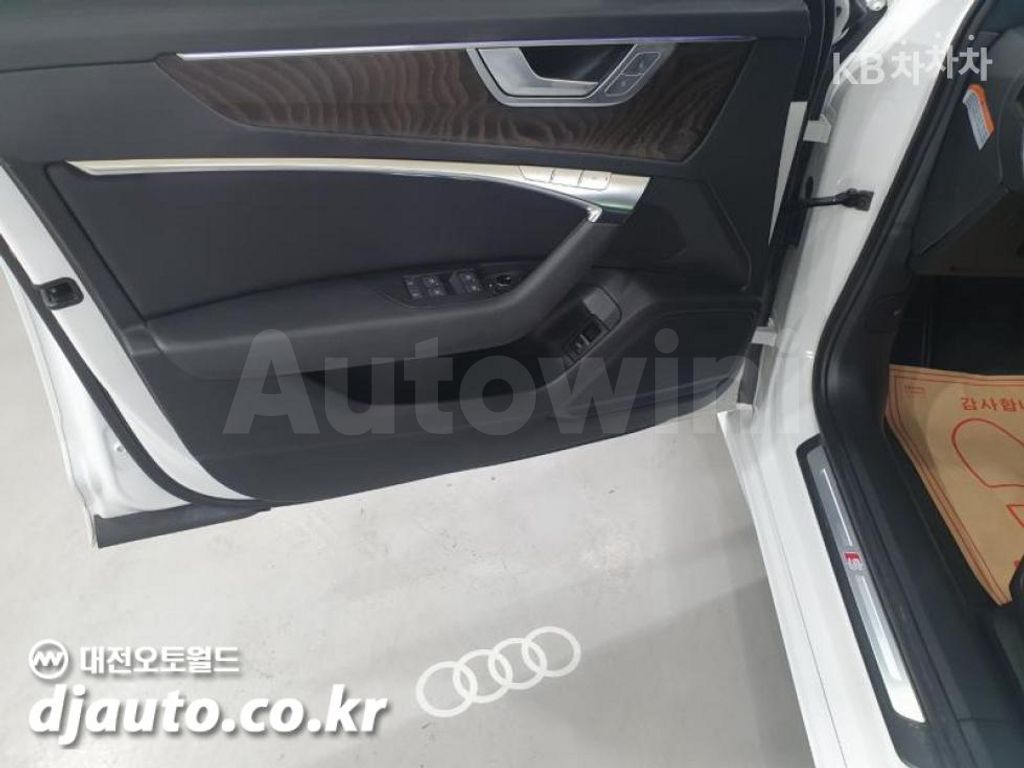 Audi A6(C8) 40 TDI Premium — снимка 16
