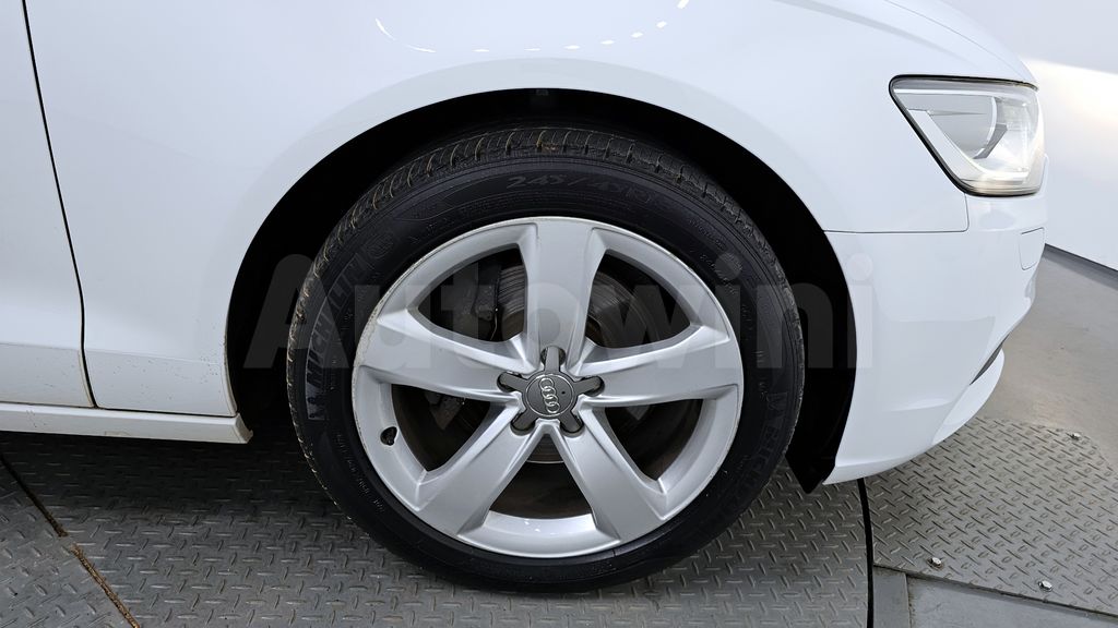 Audi New A6 2.0 TDI C7 — снимка 5