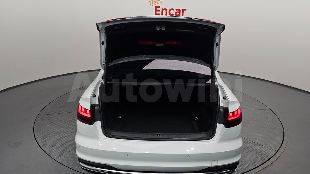 Audi A4 (B9) 35 TDI — снимка 20