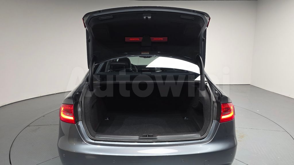 Audi New A4 2.0 TFSI Quattro Dynamic B8 — снимка 18