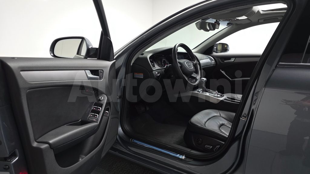 Audi New A4 2.0 TFSI Quattro Dynamic B8 — снимка 10