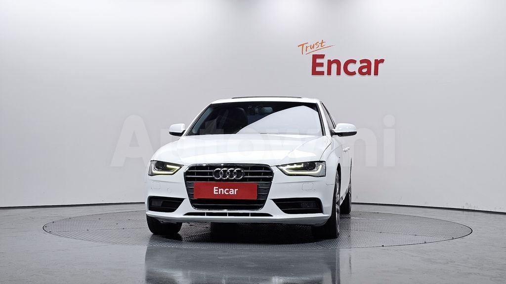 Audi New A4 2.0 TDI dynamic B8 — снимка 3