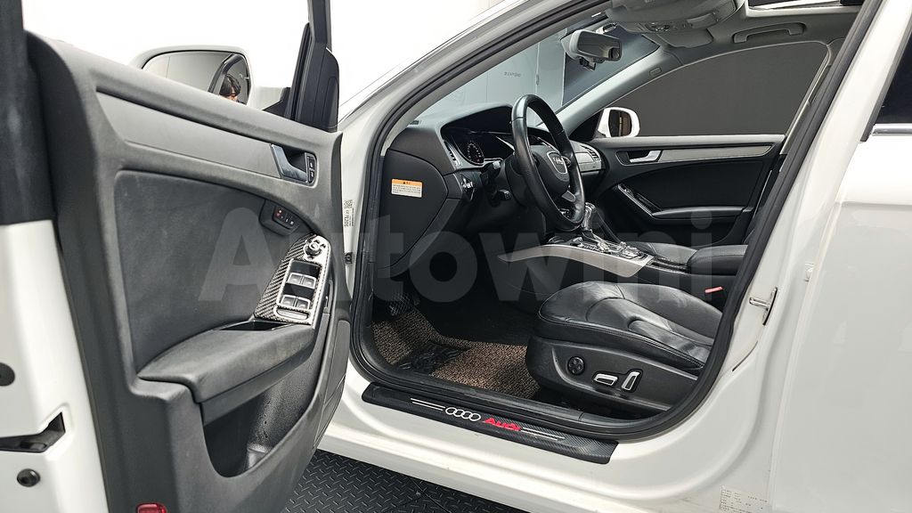 Audi New A4 2.0 TDI dynamic B8 — снимка 10