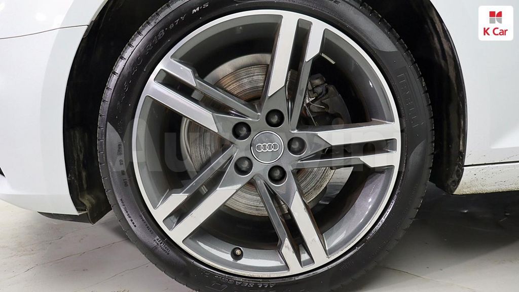 Audi A4 (B9) 40 TFSI Premium — снимка 5