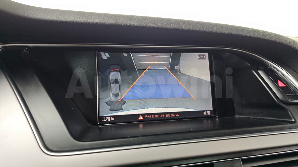 Audi New A4 35 TDI Quattro Dynamic B8 — снимка 14