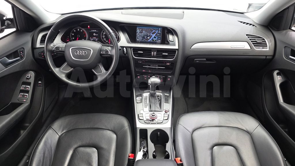 Audi New A4 2.0 TFSI Quattro B8 — снимка 7