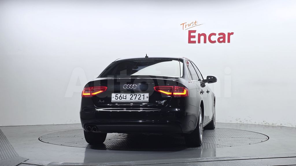 Audi New A4 2.0 TFSI Quattro B8 — снимка 4