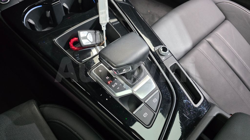 Audi A4 (B9) 40 TFSI Premium — снимка 9