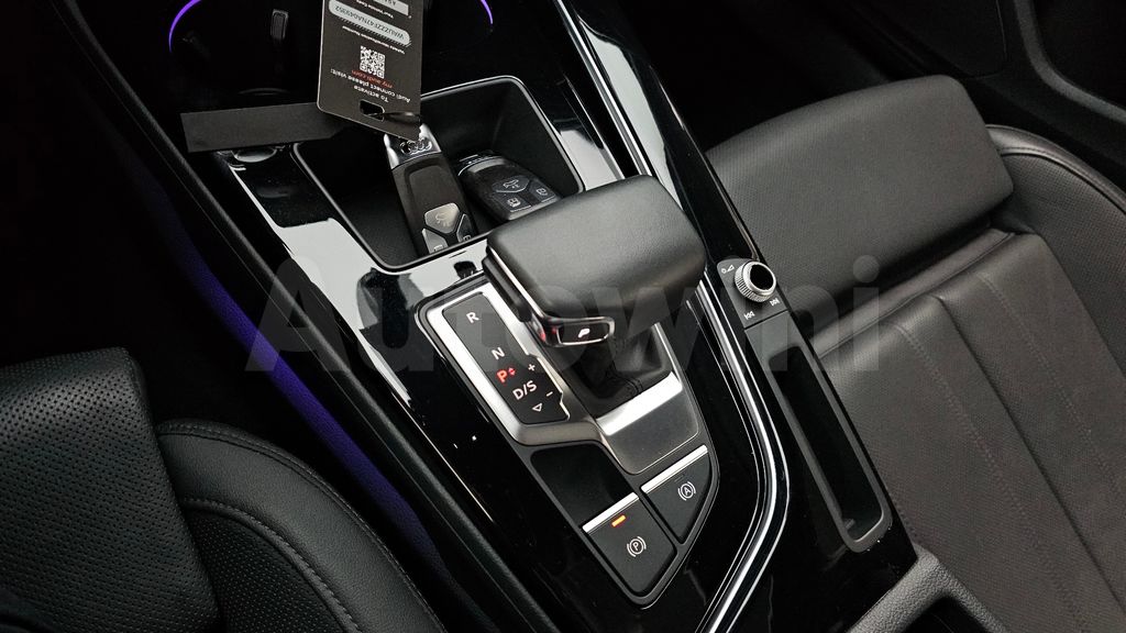 Audi A4 (B9) 40 TFSI Premium — снимка 11