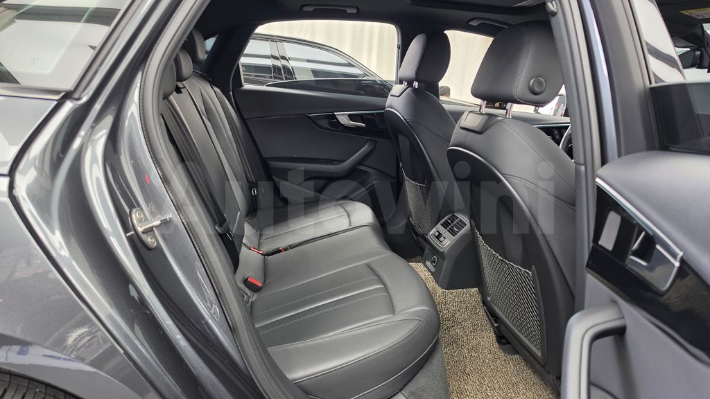 Audi A4 (B9) 40 TFSI Premium — снимка 11