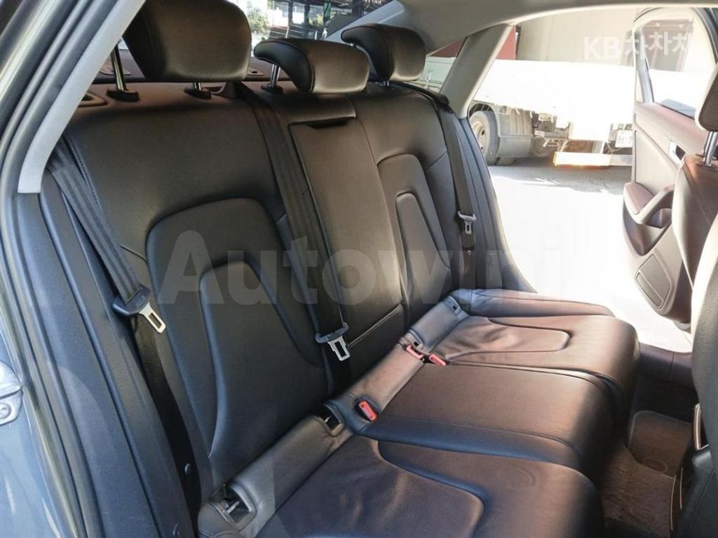 Audi A4 2.0 TDI Quattro(13Y~) — снимка 12
