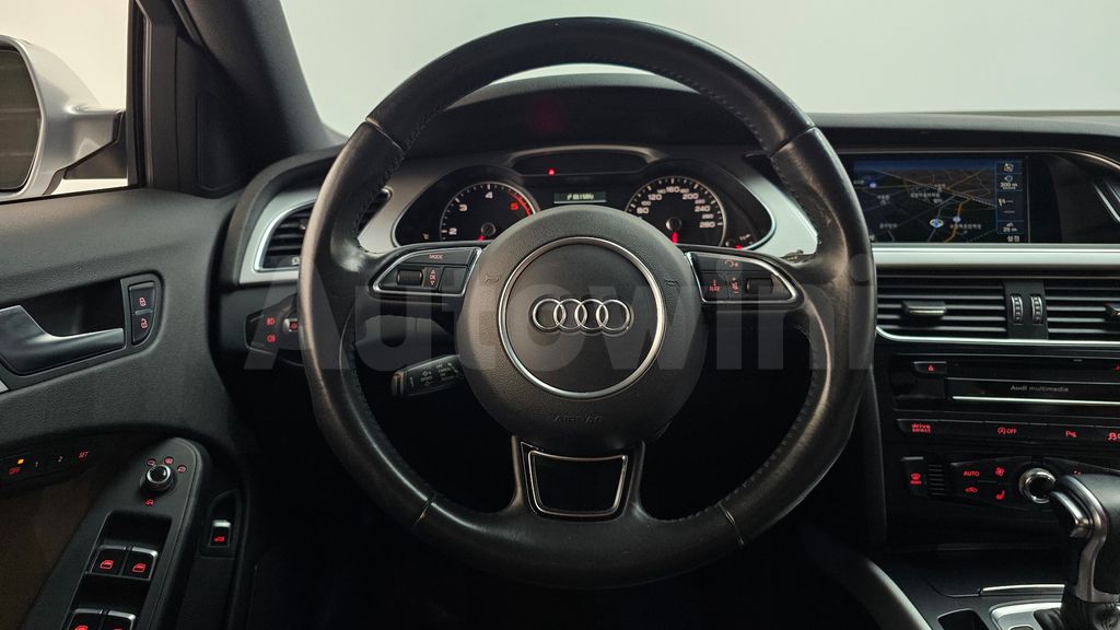Audi New A4 30 TDI Dynamic B8 — снимка 14