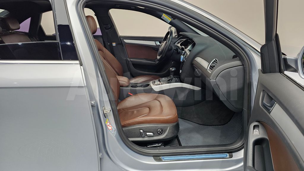 Audi New A4 30 TDI Dynamic B8 — снимка 11