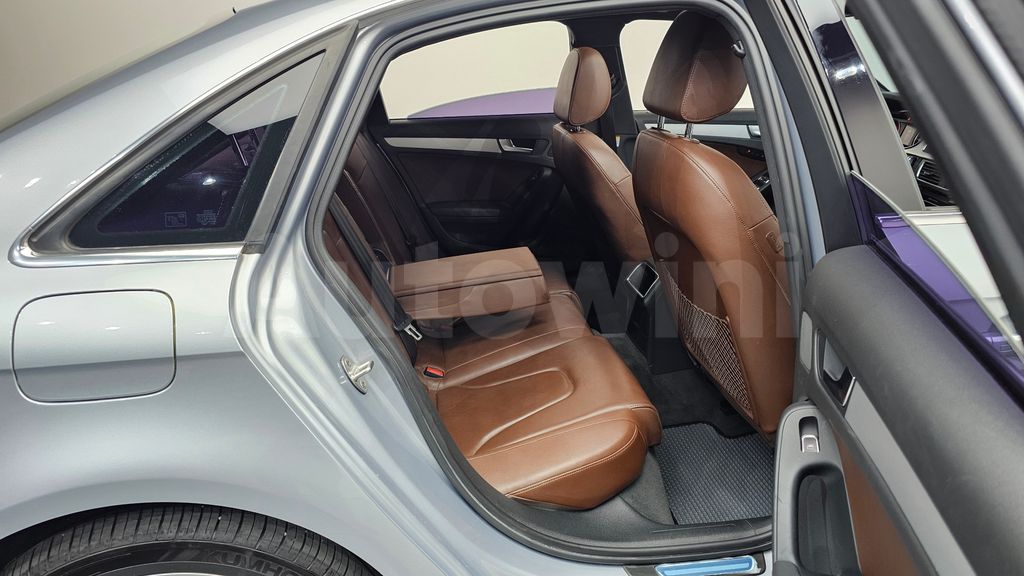 Audi New A4 30 TDI Dynamic B8 — снимка 12